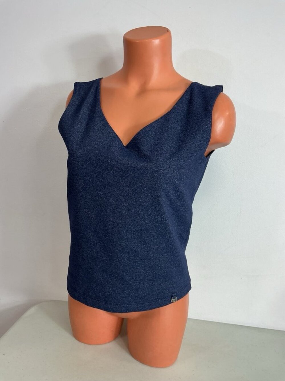 Equestrian Design Blue Top Camisole V Neck Womens Large